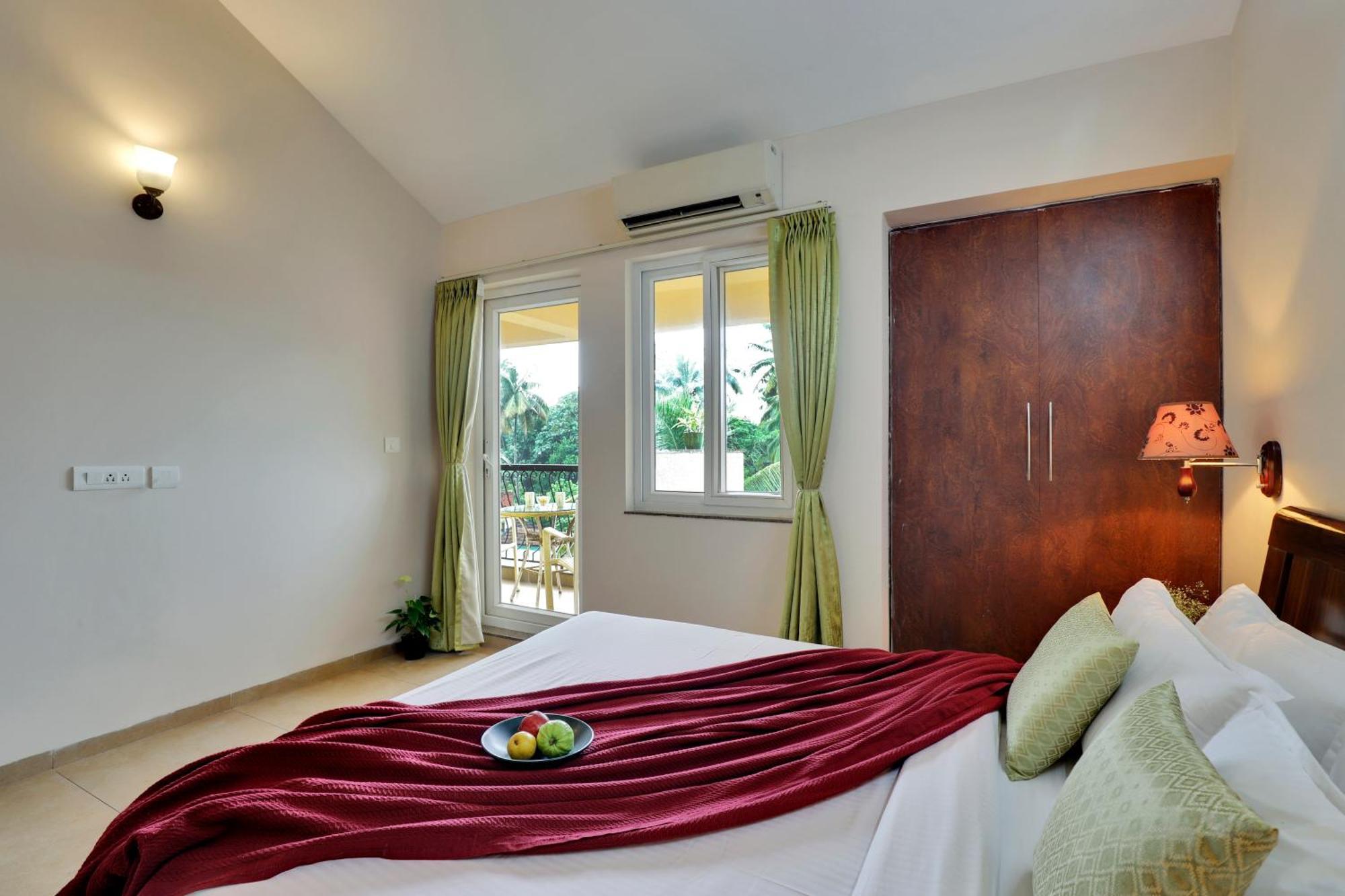 Veera Strand Park Serviced Apartments Near Calangute Ngoại thất bức ảnh